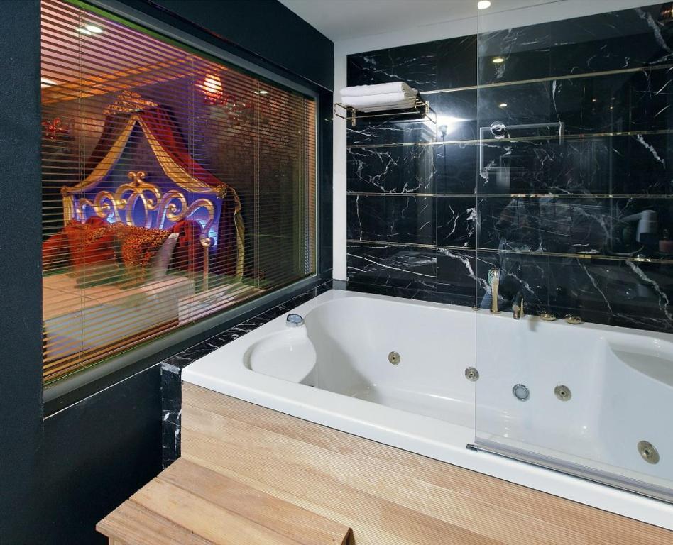 Camelot Boutique Hotel 아크얄라 외부 사진
